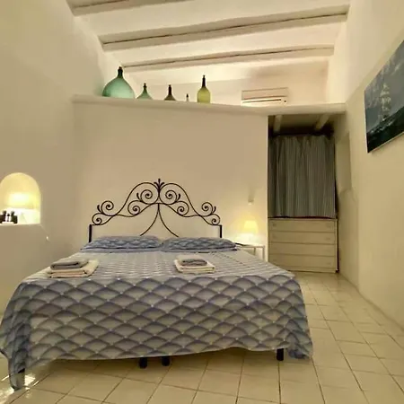 La Casetta Di Valeria - Sea And Port View Ferienhaus *